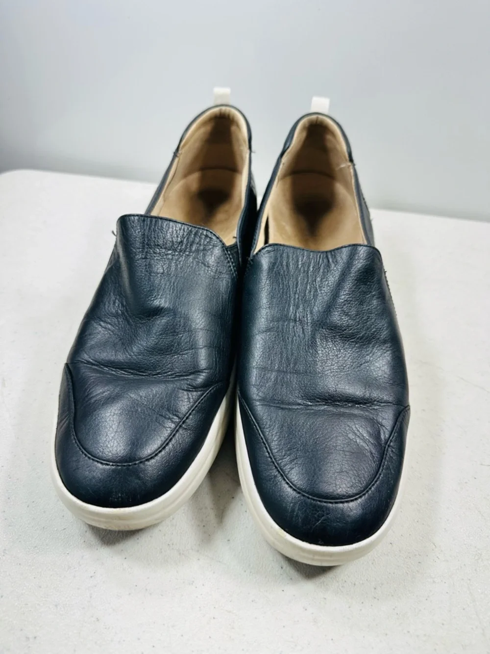 Vionic Penelope Leather Women Slip On Shoes Sneakers Size 11  Black - Picture 2 of 7